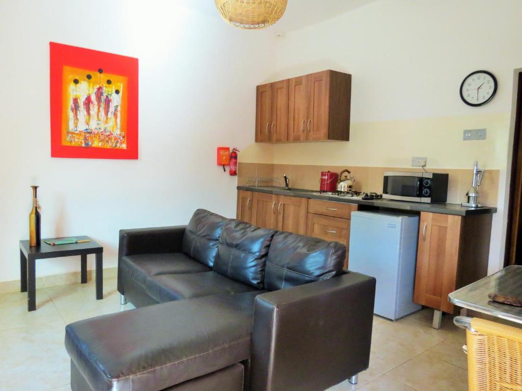 Kingfishers Apartments photo 3
