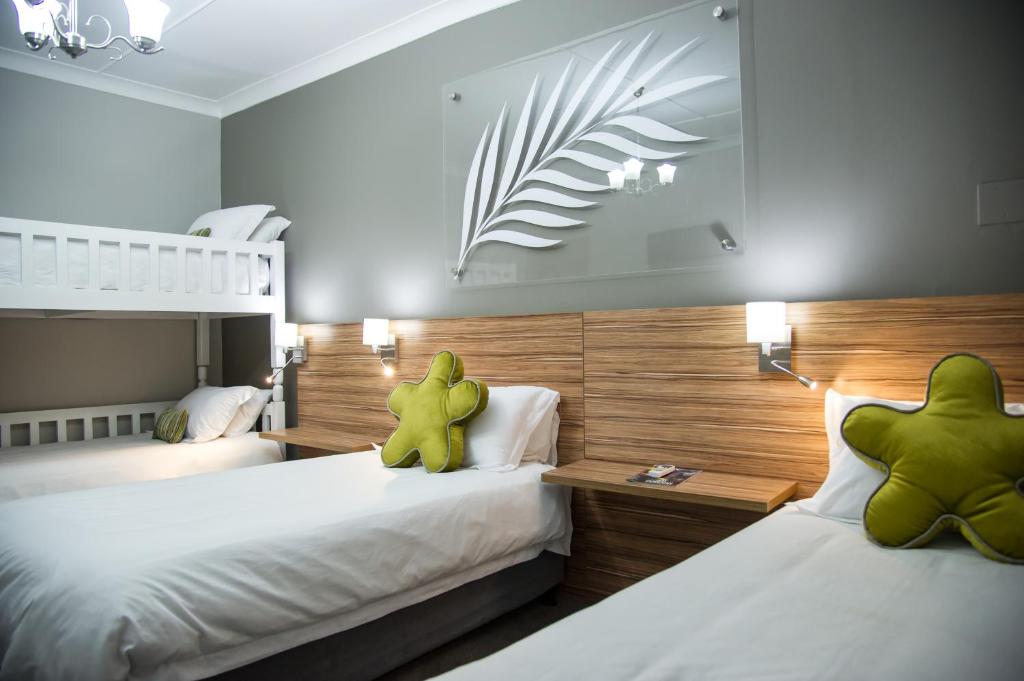 Palm Lodge Guest House photo 2