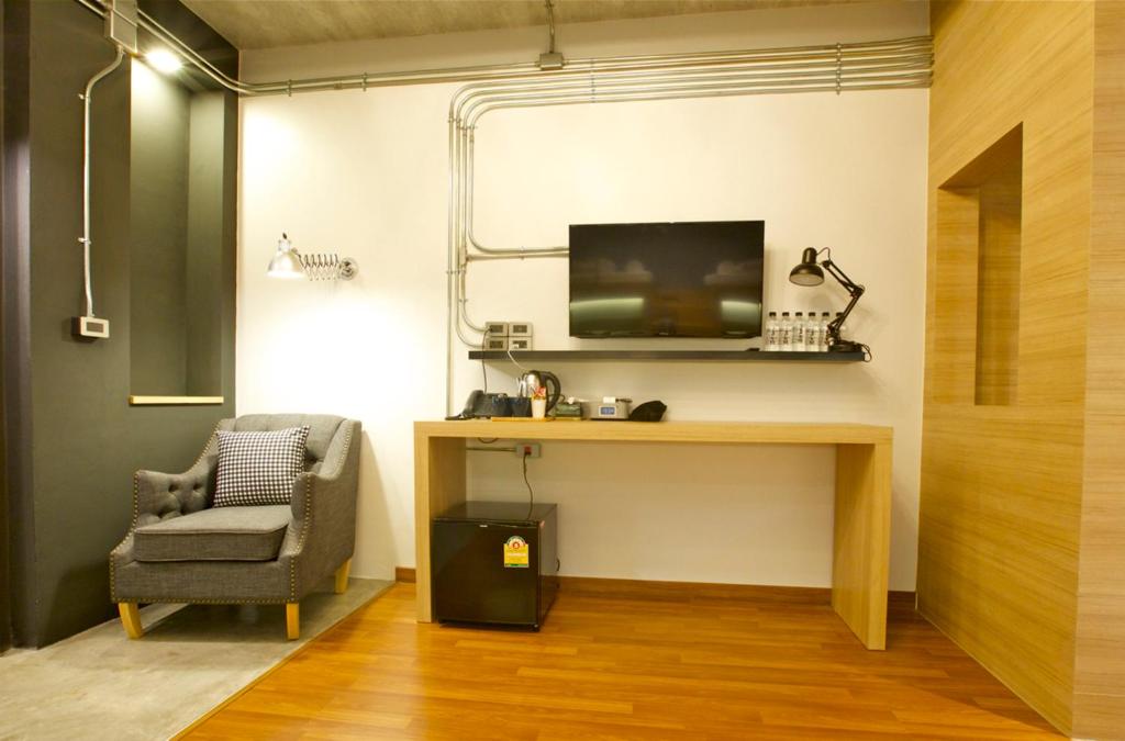 The Plug Hotel photo 4