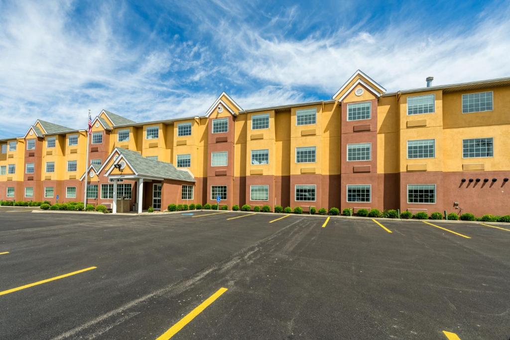 Quality Inn Grove City - Columbus South image