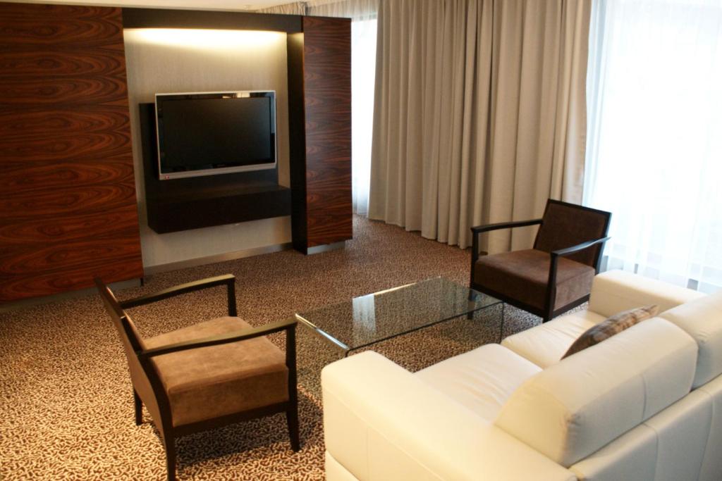 Сьюит (Классический люкс), Hotel Avance