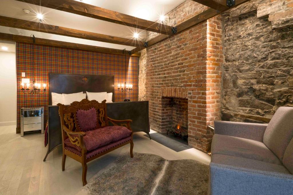 Auberge Place d'Armes photo 1
