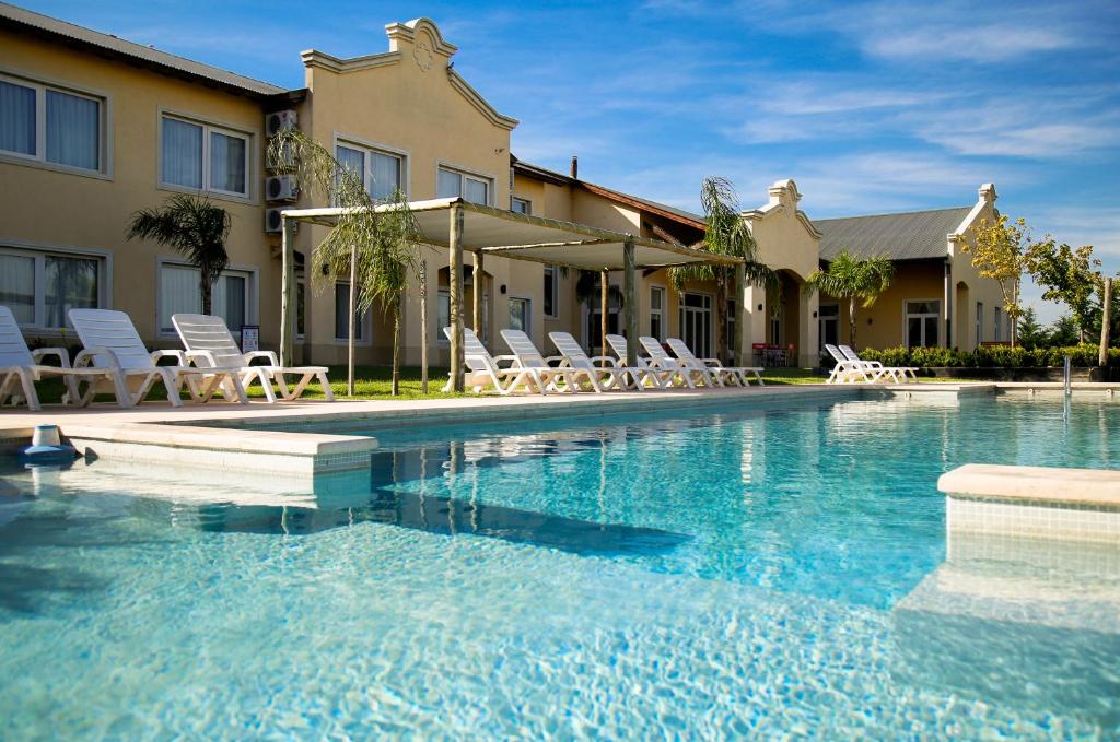 Hotel Howard Johnson Trenque Lauquen