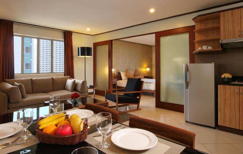 Hotel Kimberly Manila photo 1