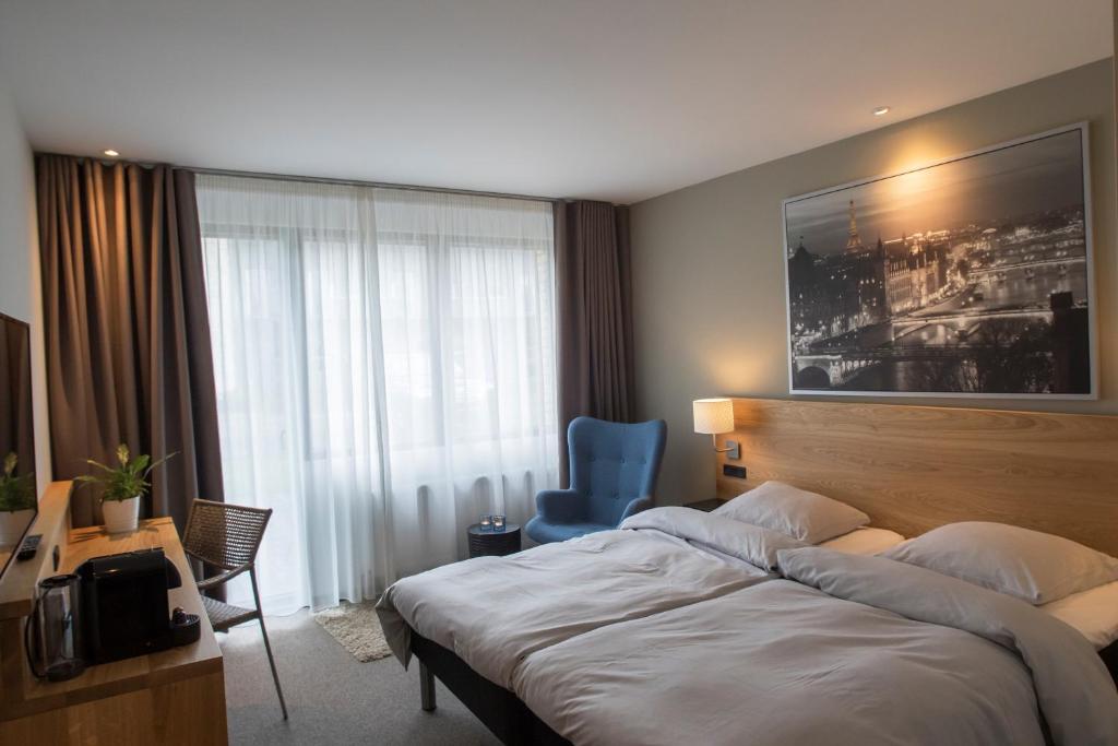 Hotel 6400 photo 3