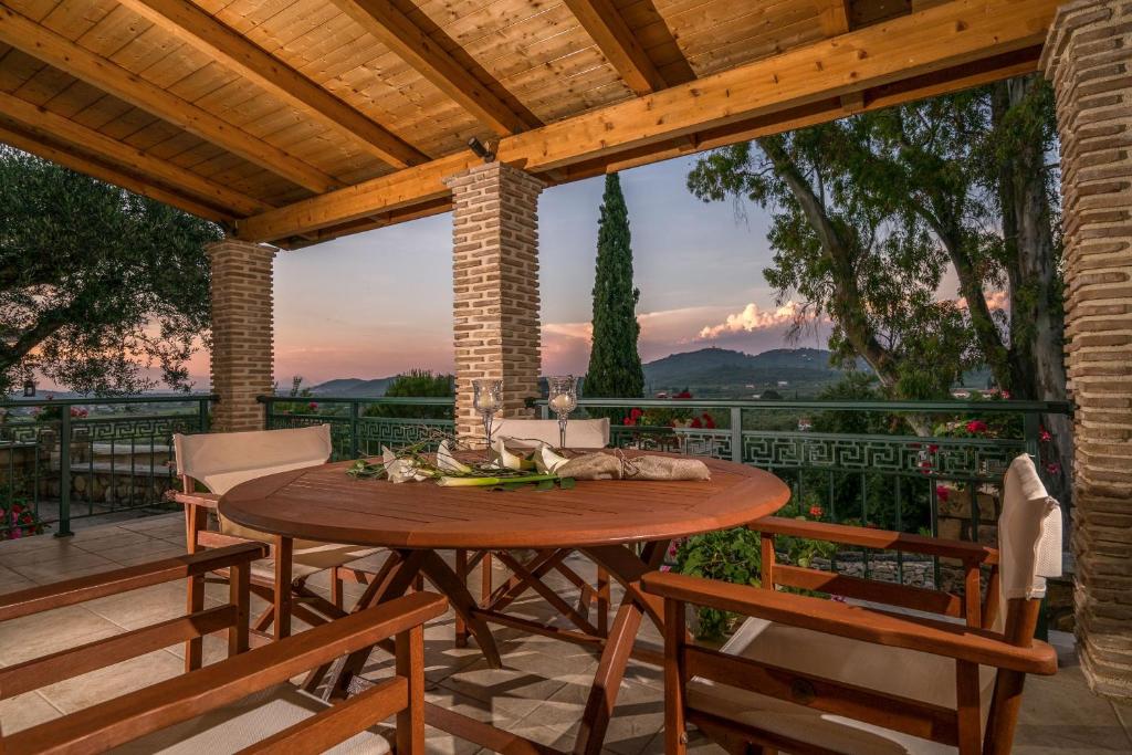 Aelia Villa photo 1