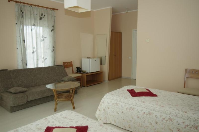 Трехместный (Трехместный номер), Europe Guesthouse
