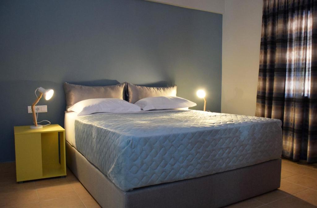Evaris Apartments photo 3