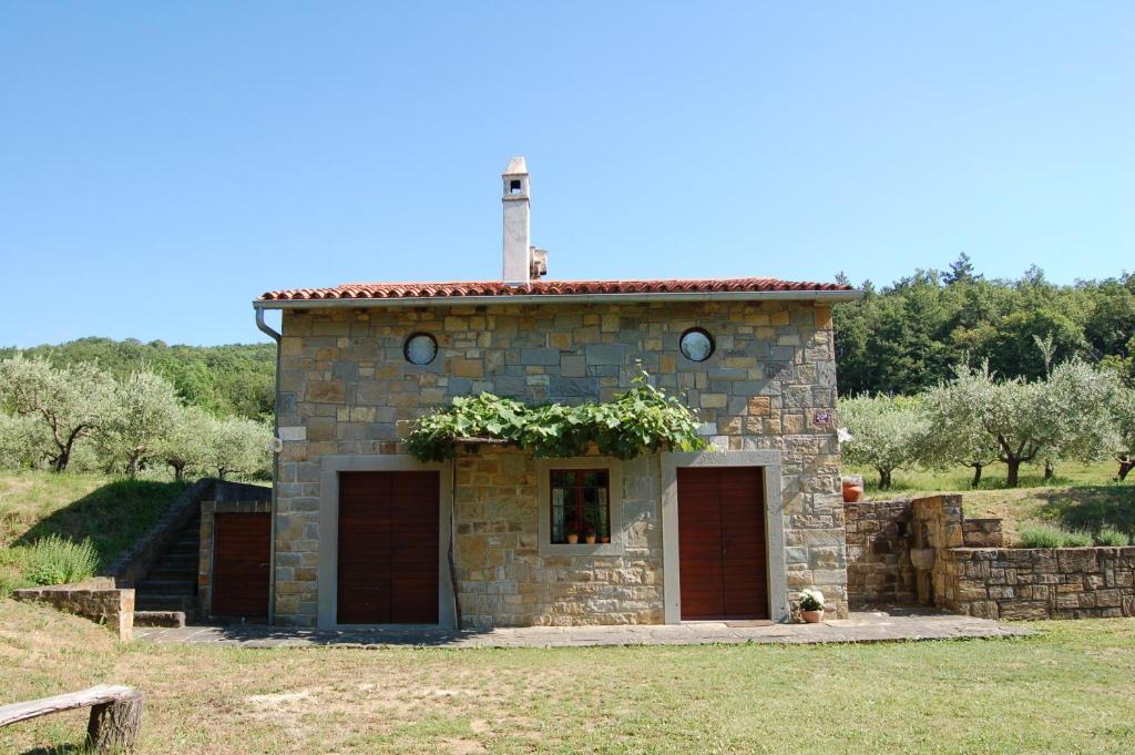 OlivaHouse photo 4
