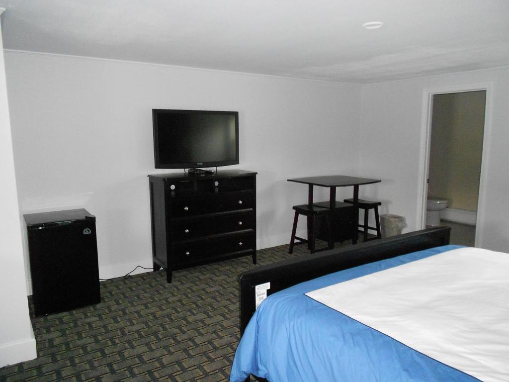 Cape Shore Inn photo 1