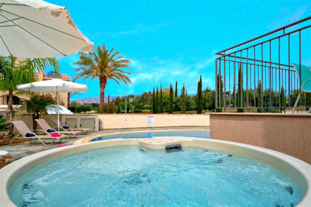 Villa Lalianda Sandy Beach Villas - Private Pool - Jacuzzi - Private Beach Area photo 2