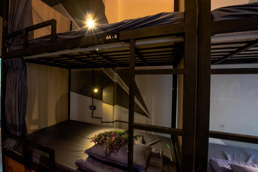 Номер (Кровать в общем 8-местном номере), The Like Hostel & Cafe