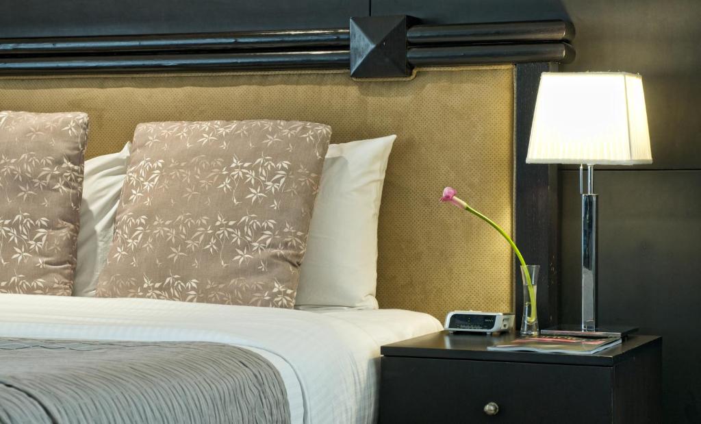 City Seasons Hotel Al Ain Room Type - Deluxe Room