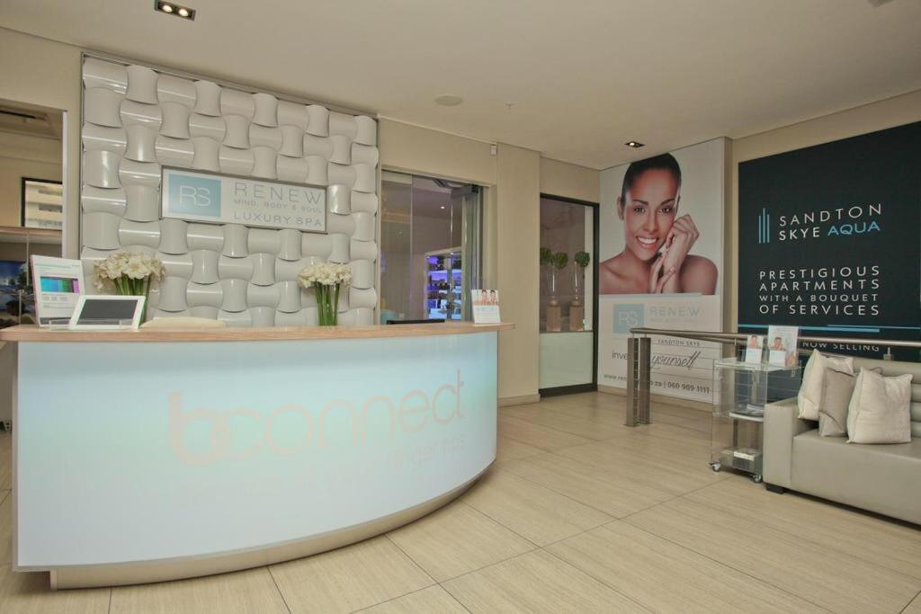 Luxury @ Sandton Skye photo 4