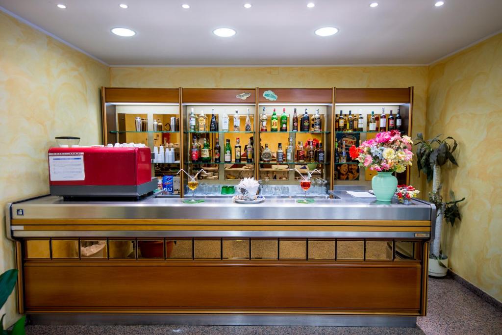 Hotel International photo 4