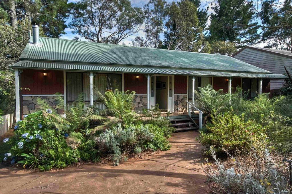 Camelot Cottage