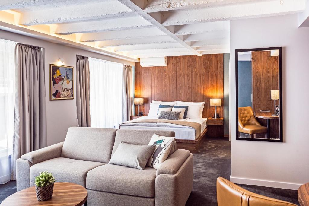 Сьюит (Люкс с кроватью размера «king-size»), Nomad Luxury Suites