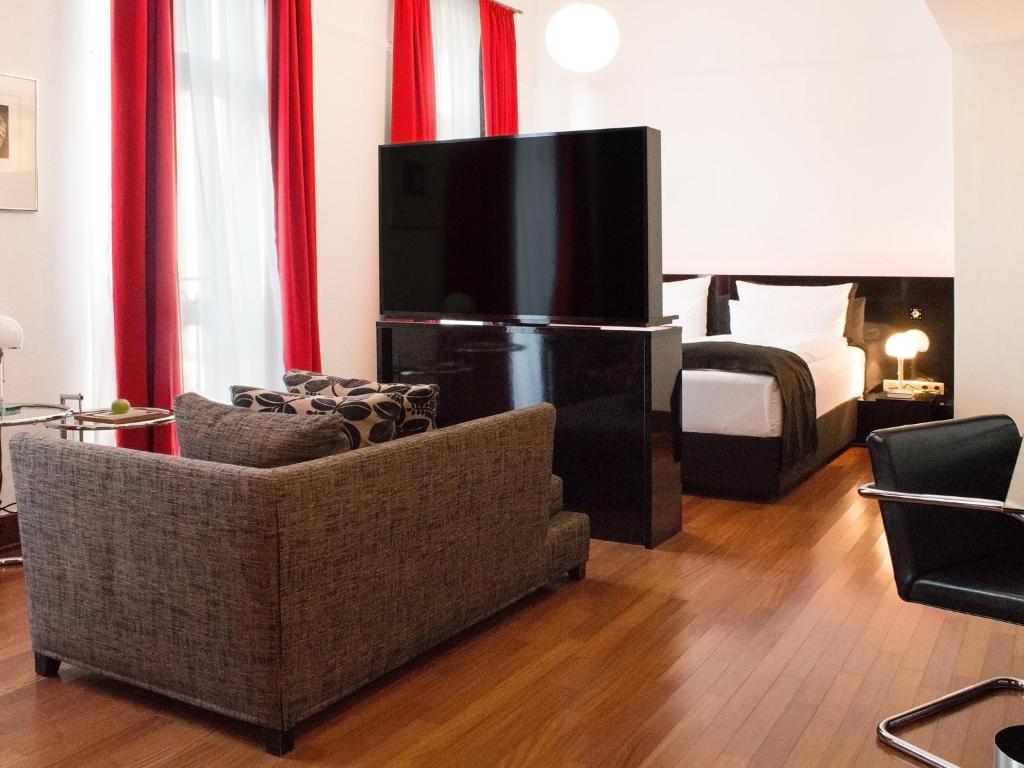 Сьюит (Полулюкс), DORMERO Hotel Berlin Ku'damm