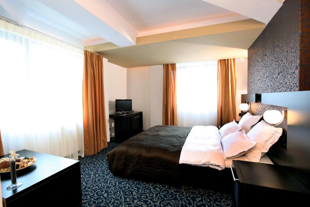 Четырехместный (Представительский номер), Ambiance Hotel