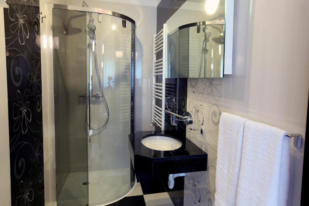 Сьюит (Полулюкс), Ambiance Hotel