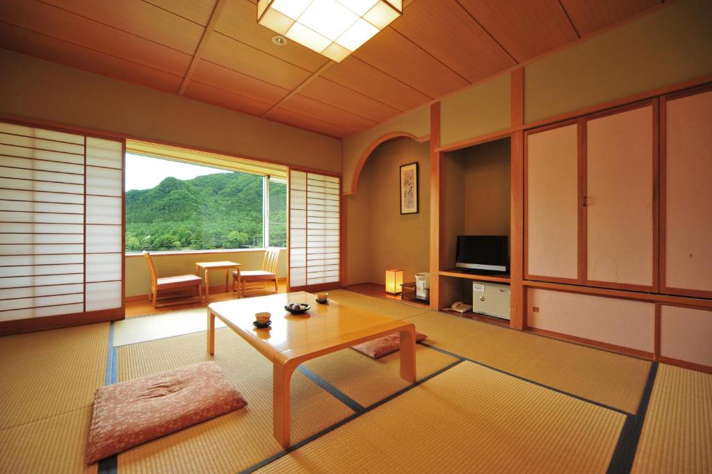 Harunako Onsen Yusuge photo 2