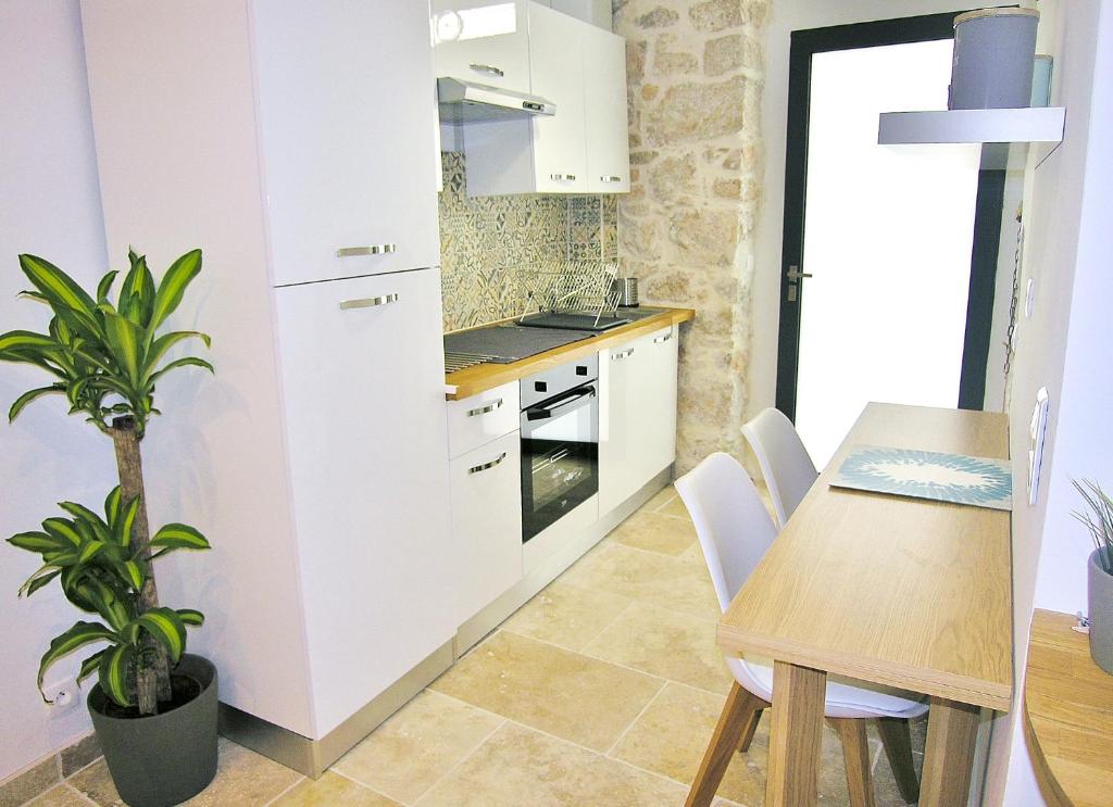 Appart vieil Antibes photo 2