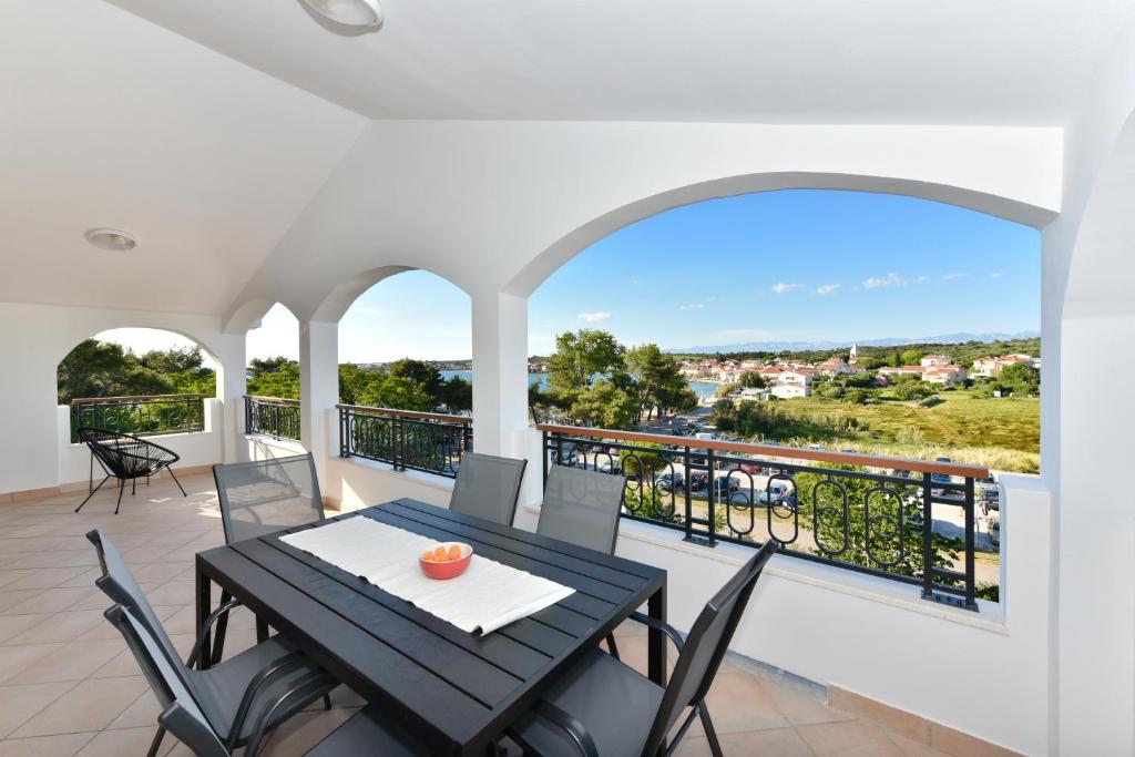 Mediterraneo Garden Apartments photo 1