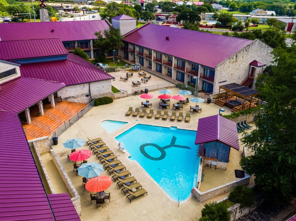 Y O Ranch Hotel image