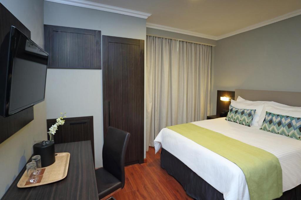 Aranjuez Hotel & Suites photo 1