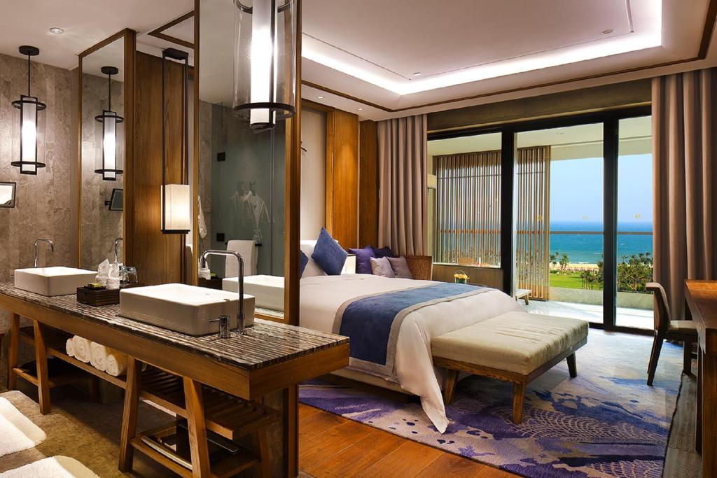 Сьюит (Улучшенный люкс с видом на океан), InterContinental Sanya Haitang Bay Resort - Villa