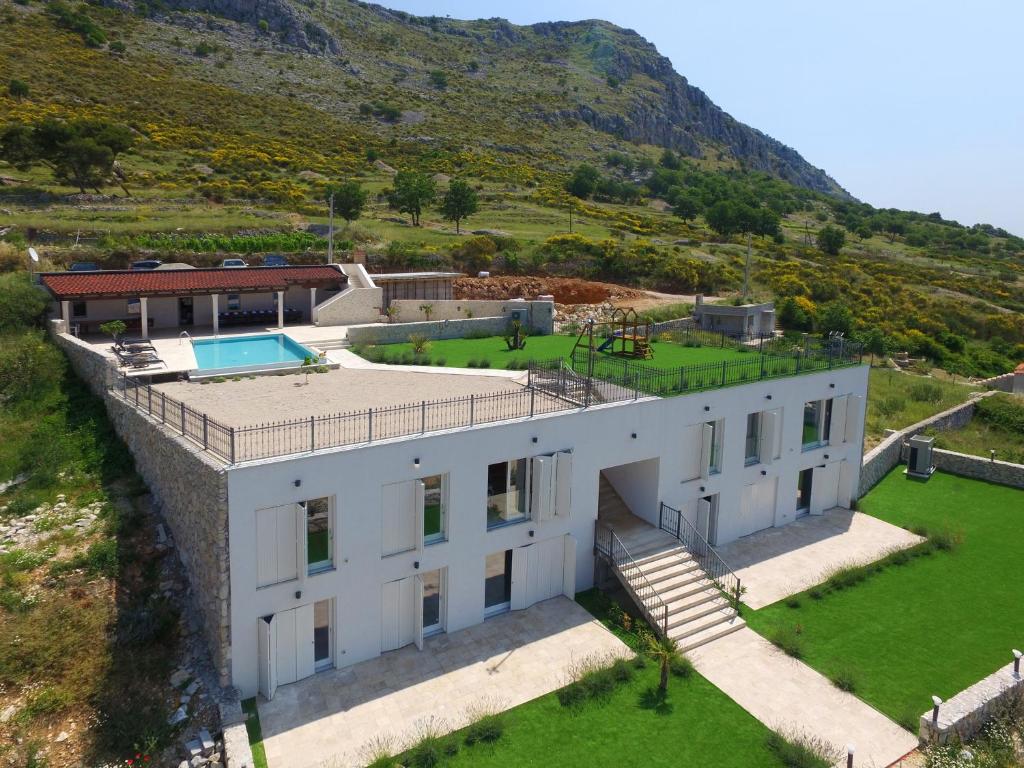 Villa View 4 You photo 4