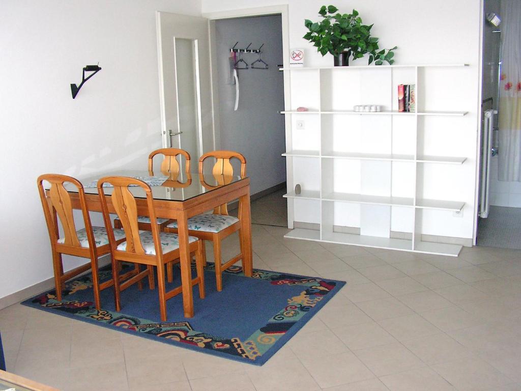 Panorama Studio Apartment - Tap to explore photos