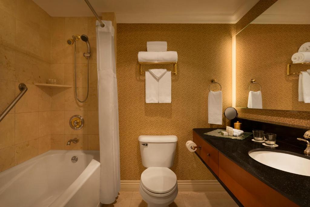 Hotel Le Soleil by Executive Hotels photo 4