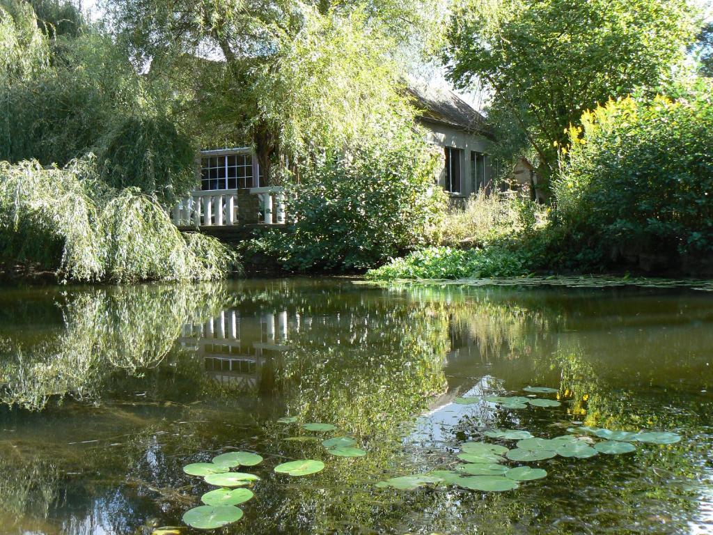 Chambres d'Hôtes du Moulin du Vey photo 1