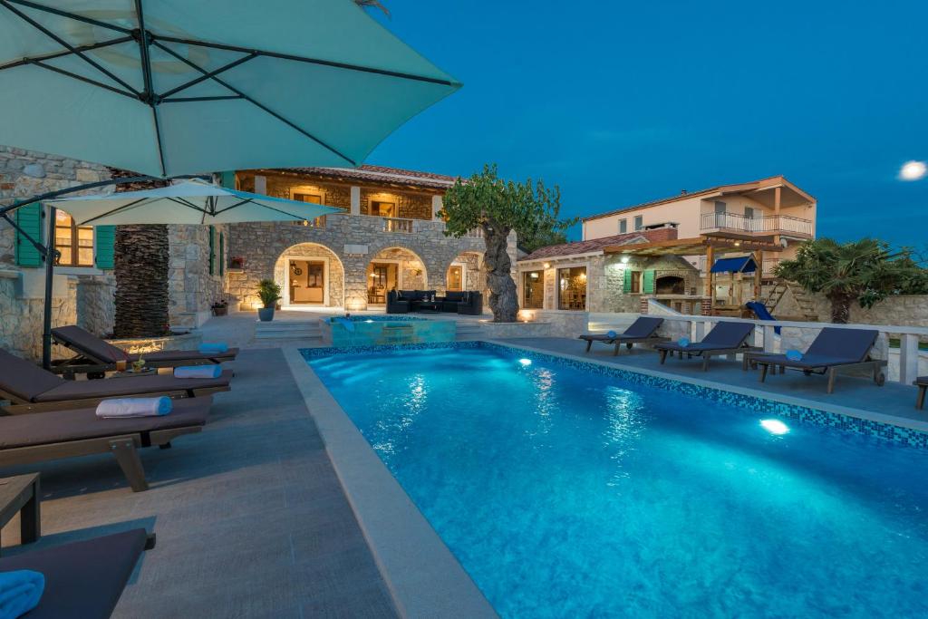 Villa Dumina photo 2