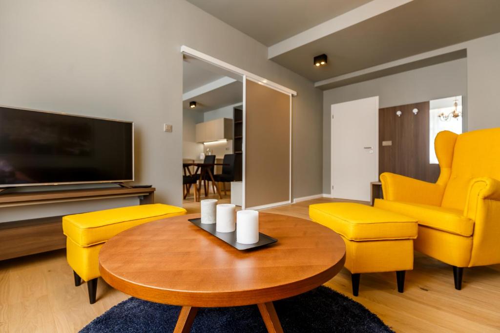 Апартаменты (Апартаменты в пентхаусе), Apartments Bohemia Rhapsody