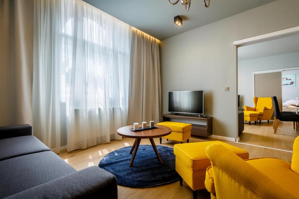 Апартаменты (Апартаменты в пентхаусе), Apartments Bohemia Rhapsody
