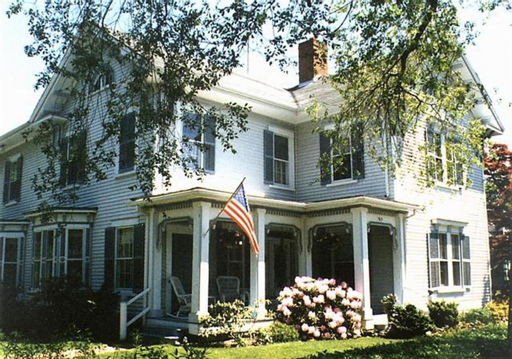 Isaiah Jones Homestead Bed & Breakfast image