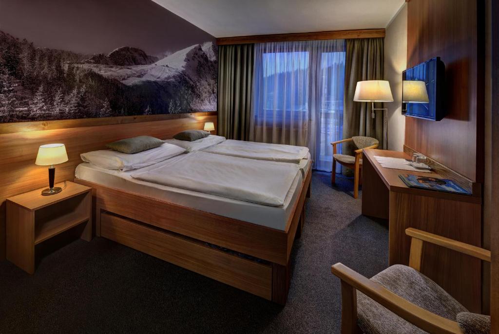 Hotel FIS photo 2