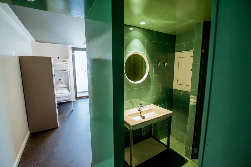 Amistat Island Hostel Ibiza - Tap to explore photos