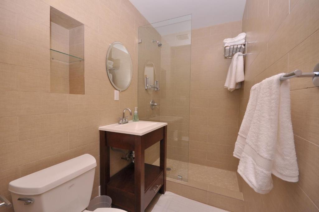 Двухместный (Номер Делюкс с кроватью размера «queen-size»), Hotel Five44