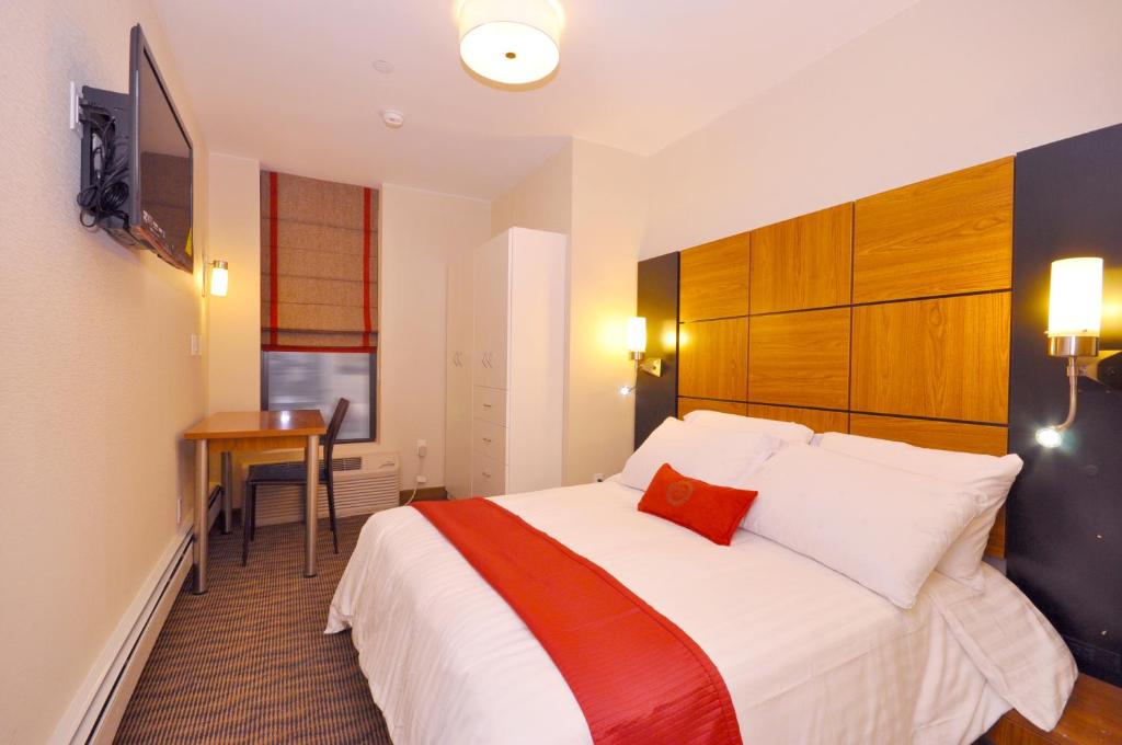 Двухместный (Номер Делюкс с кроватью размера «queen-size»), Hotel Five44