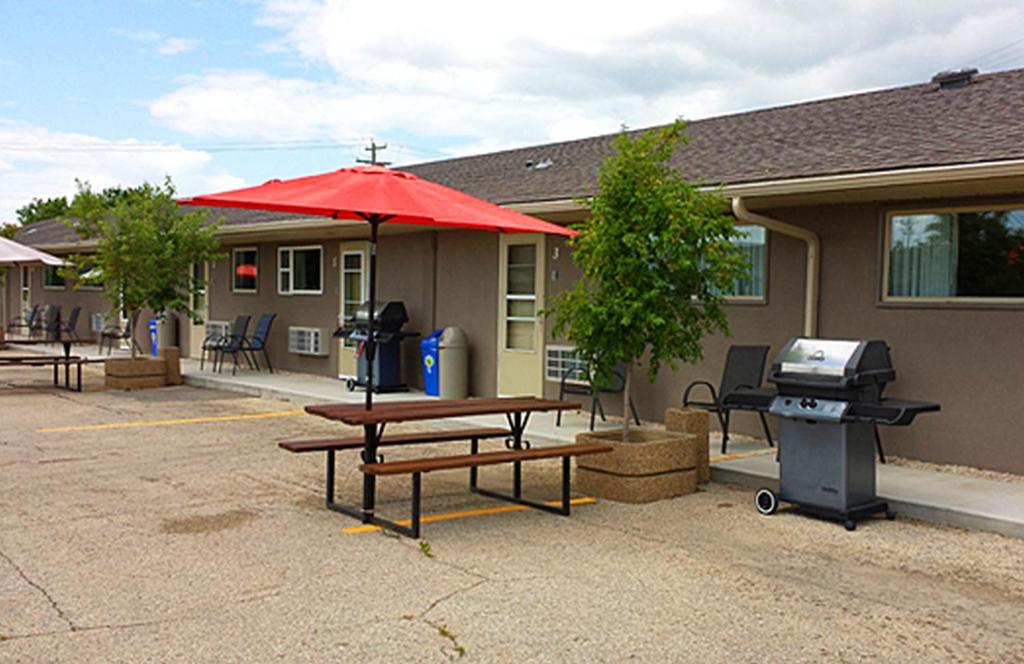 Prairie Mountain Inn photo 4