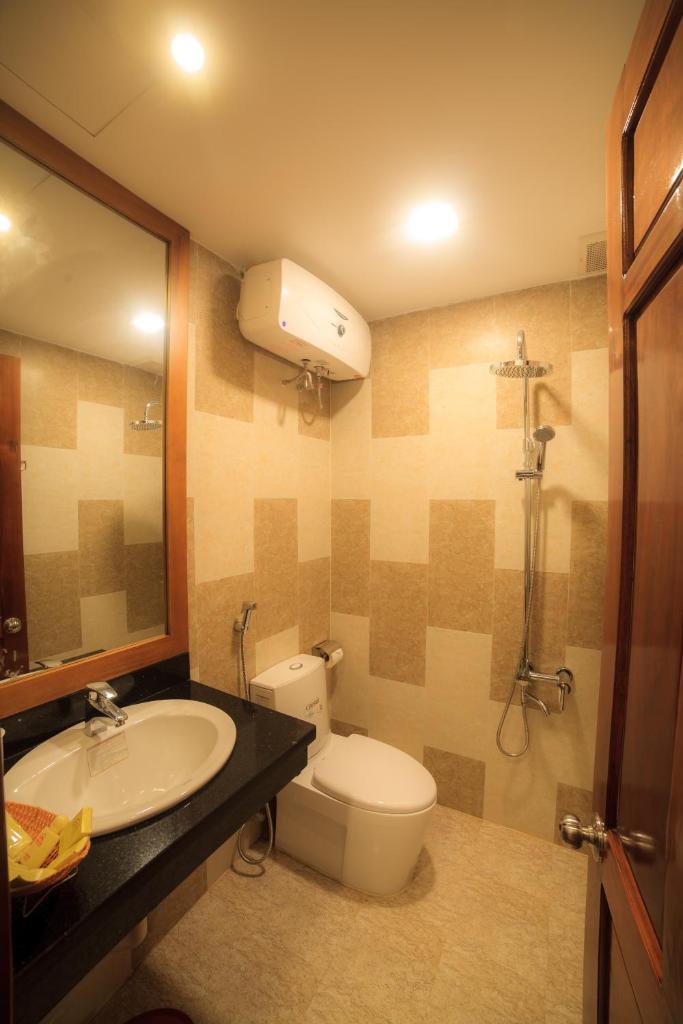 Двухместный (Двухместный номер Делюкс с 2 отдельными кроватями), Cherry Hotel Hue