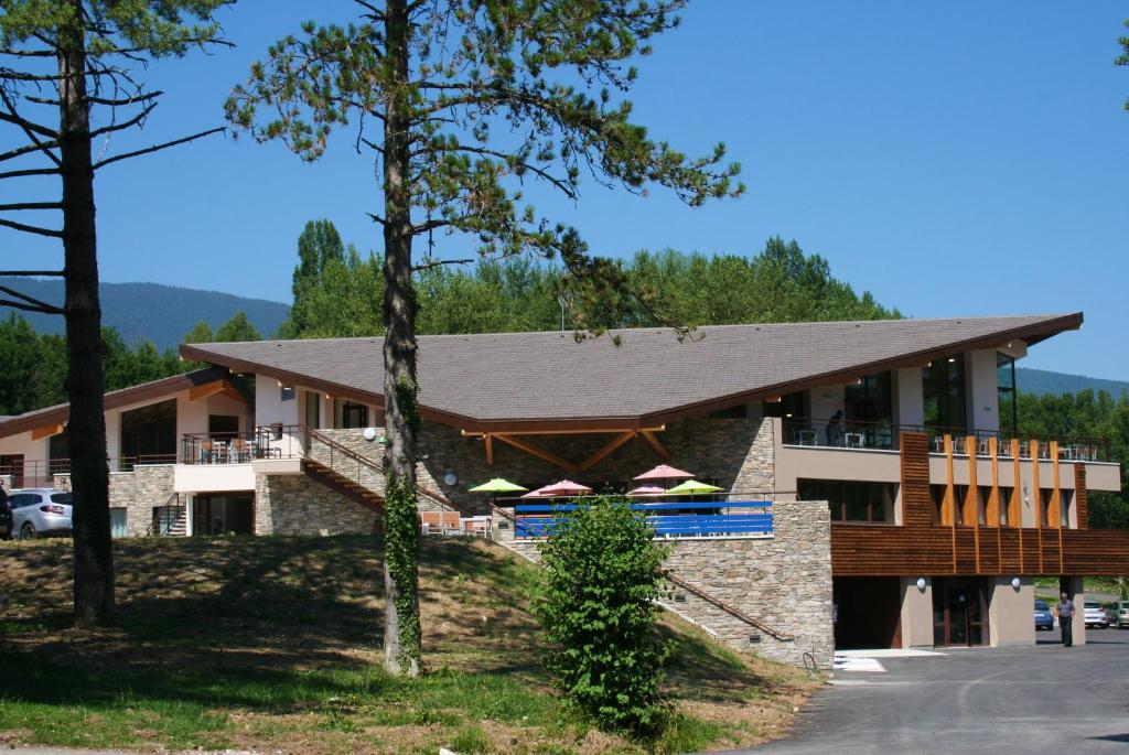 Le Pré du Lac photo 3