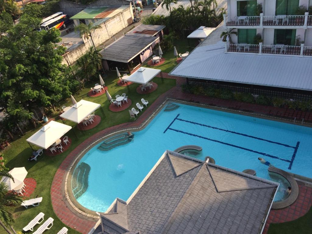 Wild Orchid Resort photo 2