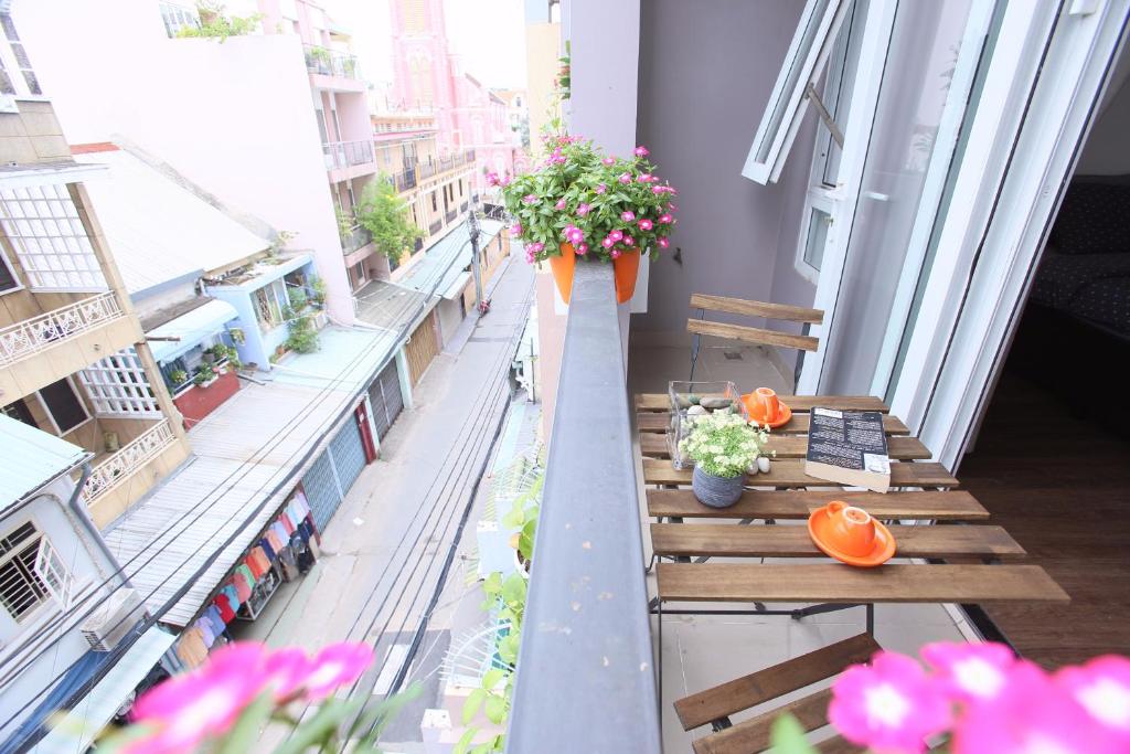 Апартаменты (Апартаменты Делюкс), The Nguyens Cafe DCT