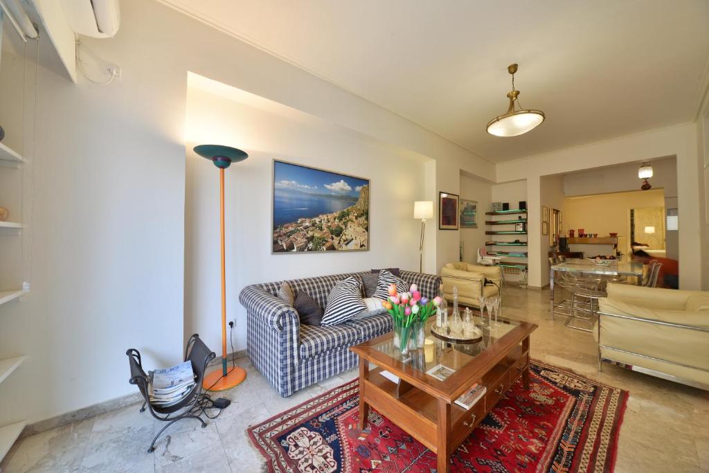 Architect Designer's Apartment in Kolonaki photo 4