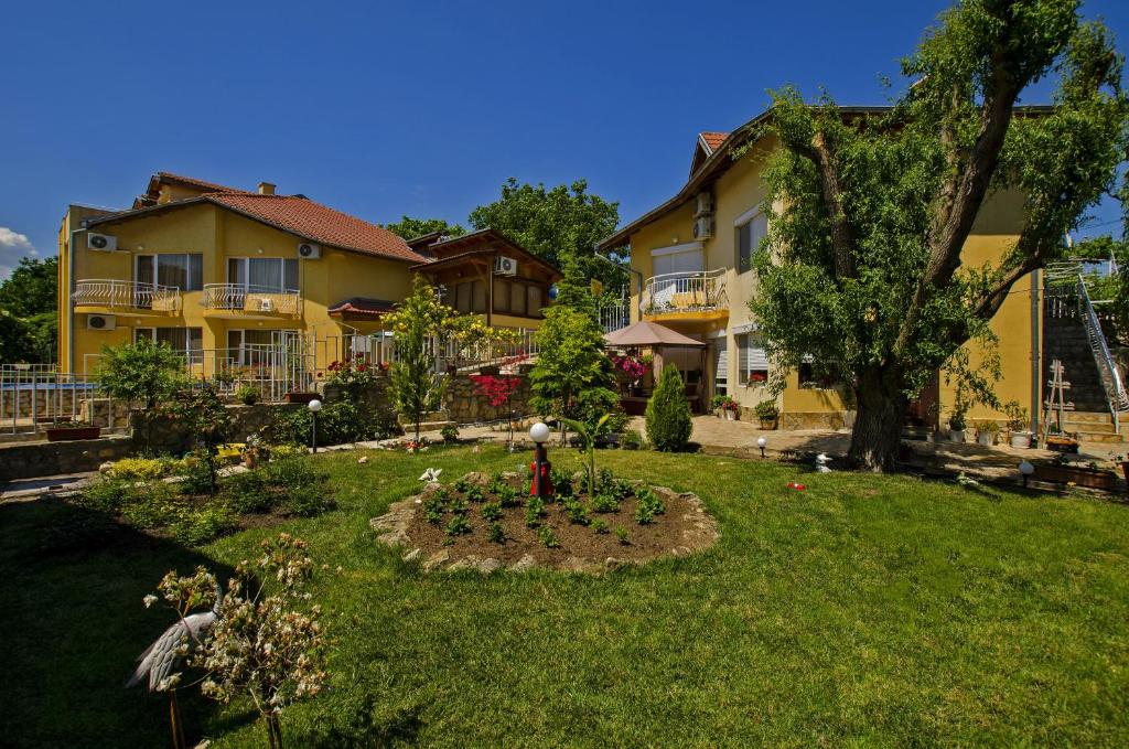 Iskar Villas photo 1