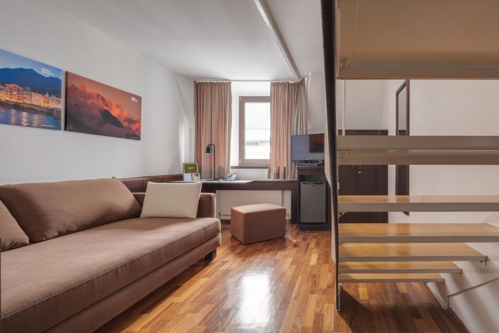 Трехместный (Стандартный трехместный номер), Hotel Central
